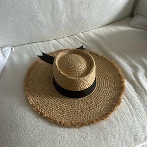 Brand new lack of color beach hat